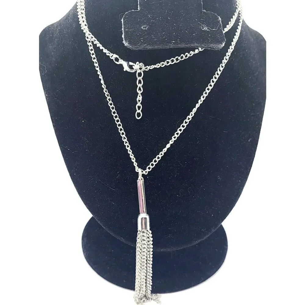 Long Minimalist Mod Silver Tone Tassel Pendant Necklace 29in